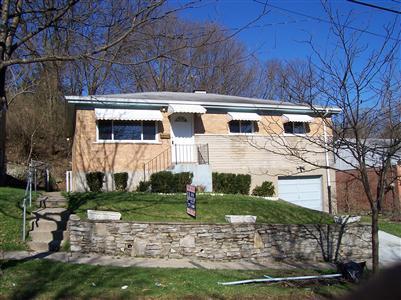 2925 Westknolls Ln, Cincinnati, OH 45211 photo 1