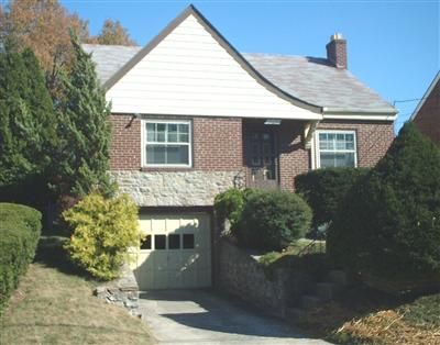 3922 Farrell Dr, Cincinnati, OH 45211 photo 3