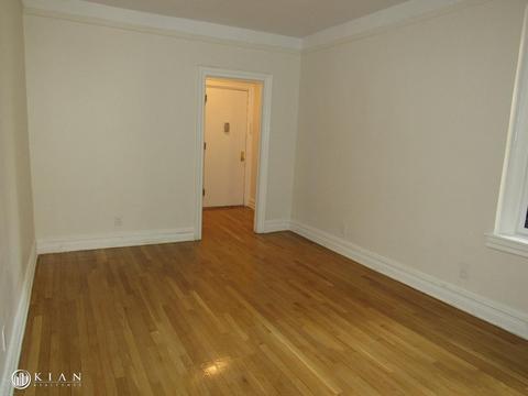 2176 Crane Ave, Cincinnati, OH 45207 photo 23