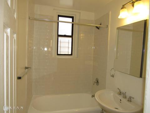 2176 Crane Ave, Cincinnati, OH 45207 photo 19