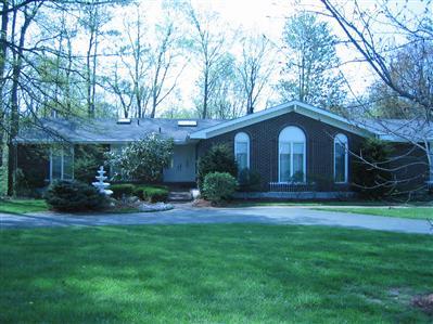 10311 Gentlewind Dr, Montgomery, OH 45242 photo 2