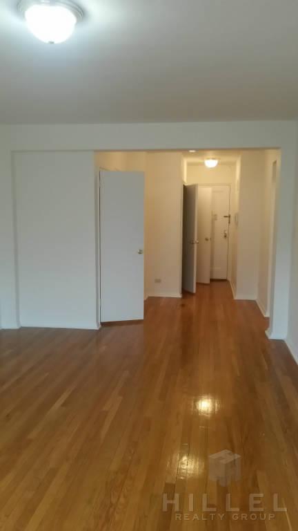 7430 Algonquin Dr, Cincinnati, OH 45243 photo 4