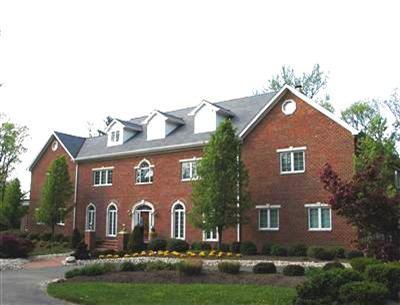 7430 Algonquin Dr, Cincinnati, OH 45243 photo 3