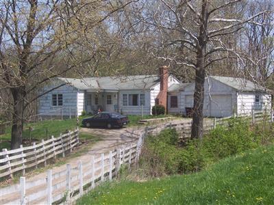 2144 Adams Rd, Cincinnati, OH 45231 photo 1