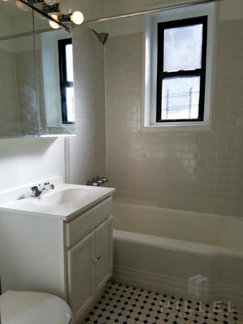 2 Interwood Pl, Cincinnati, OH 45220 photo 7