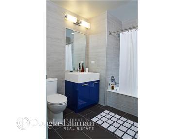 25 Arcadia Pl, Cincinnati, OH 45208 photo 4