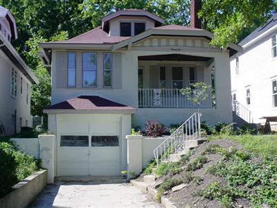 25 Arcadia Pl, Cincinnati, OH 45208 photo 3