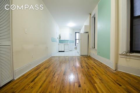 1739 W Fork Rd, Cincinnati, OH 45223 photo 1