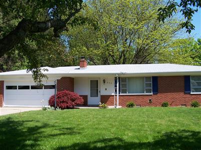 455 Tecumseh Dr, Cincinnati, OH 45244 photo 3