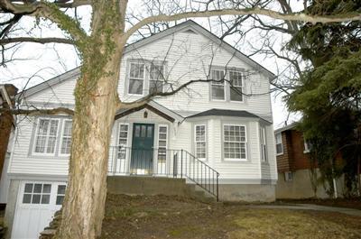 2927 Debreck Ave, Cincinnati, OH 45211 photo 3