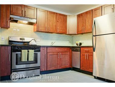 10 Johnny Appleseed Ct, Cincinnati, OH 45255 photo 1