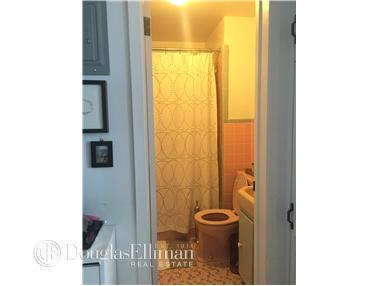 819 Windham Ave, Cincinnati, OH 45229 photo 10