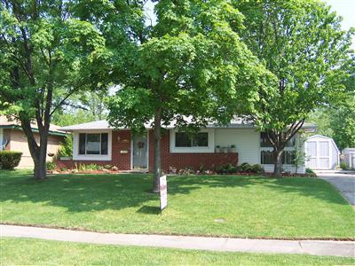 2384 Impala Dr, Cincinnati, OH 45231 photo 1