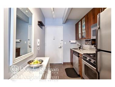 7007 Clovernoll Dr, Cincinnati, OH 45231 photo 5