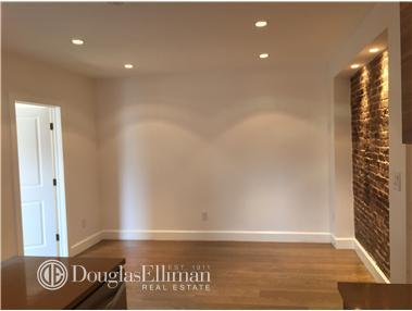 4779 Highridge Ave, Cincinnati, OH 45238 photo 1