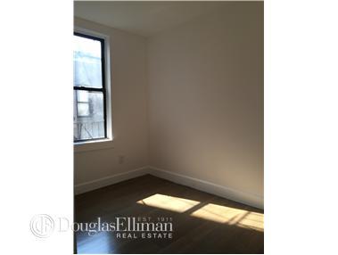 4779 Highridge Ave, Cincinnati, OH 45238 photo 5