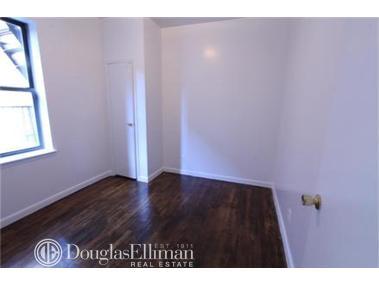 429 Warner St, Cincinnati, OH 45219 photo 7