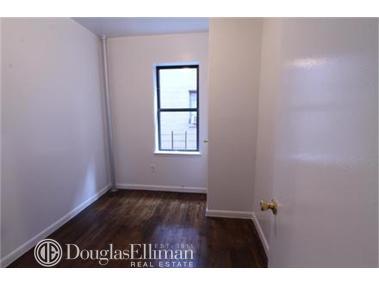 429 Warner St, Cincinnati, OH 45219 photo 9
