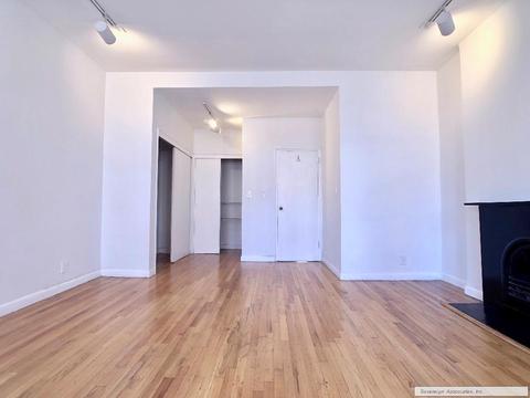 8357 Crosspointe Dr, Cincinnati, OH 45255 photo 20