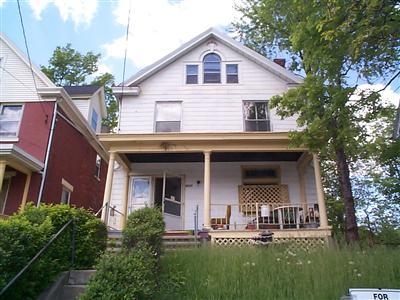 3317 Hackberry St, Cincinnati, OH 45207 photo 2