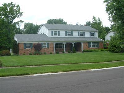 10123 Lochcrest Dr, Cincinnati, OH 45231 photo 1