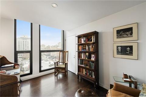 936 Seton Ave, Cincinnati, OH 45205 photo 8