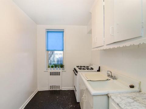 3096 Timberview Dr, Cincinnati, OH 45211 photo 10
