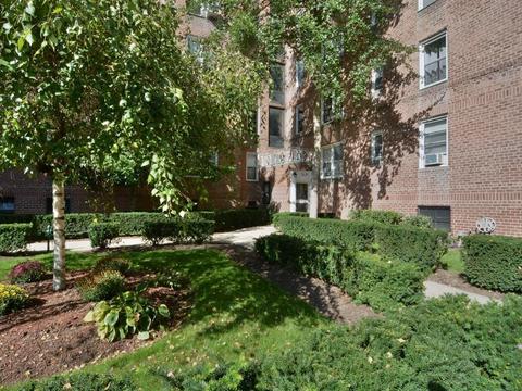 3096 Timberview Dr, Cincinnati, OH 45211 photo 3