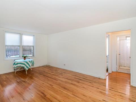3096 Timberview Dr, Cincinnati, OH 45211 photo 8