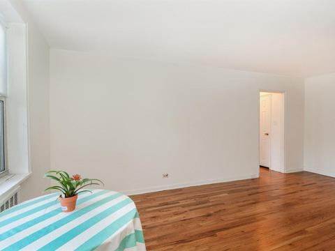 3096 Timberview Dr, Cincinnati, OH 45211 photo 7