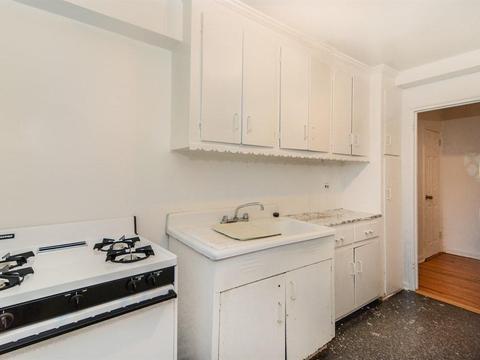 3096 Timberview Dr, Cincinnati, OH 45211 photo 9