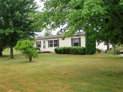 3763 Lucas Rd, Blanchester, OH 45107 photo 3