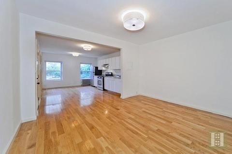 8000 Springvalley Dr, Cincinnati, OH 45236 photo 6