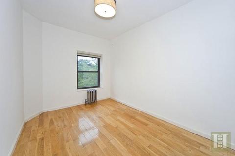 8000 Springvalley Dr, Cincinnati, OH 45236 photo 3