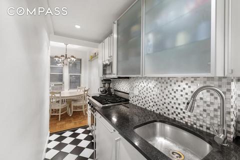 3907 Eileen Dr, Cincinnati, OH 45209 photo 5