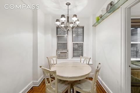 3907 Eileen Dr, Cincinnati, OH 45209 photo 6