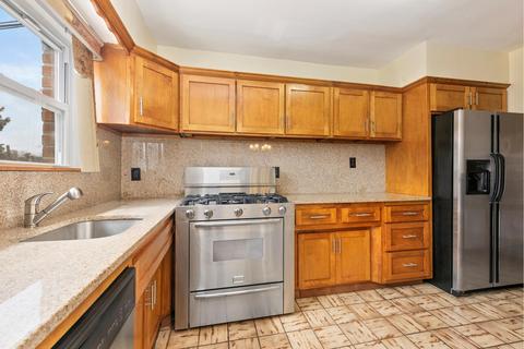 100 Warner Dr, Englewood, OH 45322 photo 4