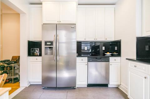 8440 Anthony Wayne Ave, Cincinnati, OH 45216 photo 4