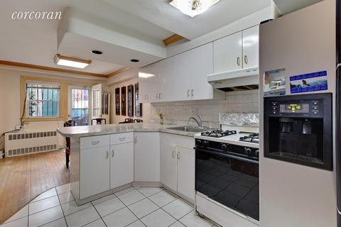 3445 Oak Ln, Cincinnati, OH 45209 photo 5