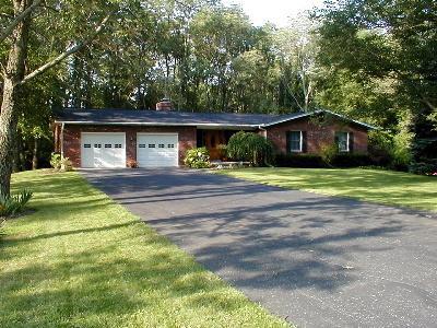 776 Smith St, Williamsburg, OH 45176 photo 3