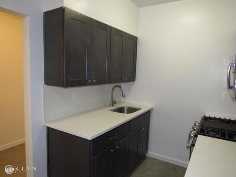 3567 Vine St, Cincinnati, OH 45219 photo 16