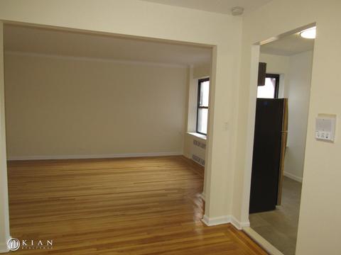 3567 Vine St, Cincinnati, OH 45219 photo 1