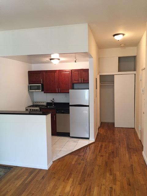 8974 Mockingbird Ln, Cincinnati, OH 45231 photo 3