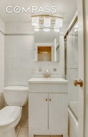 313 Center St, Blanchester, OH 45107 photo 7