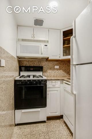 313 Center St, Blanchester, OH 45107 photo 8