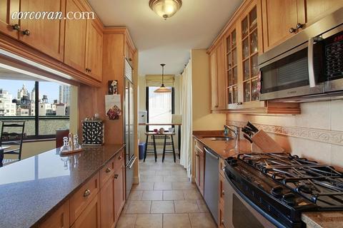 744 Stuart Ln, Cincinnati, OH 45245 photo 4