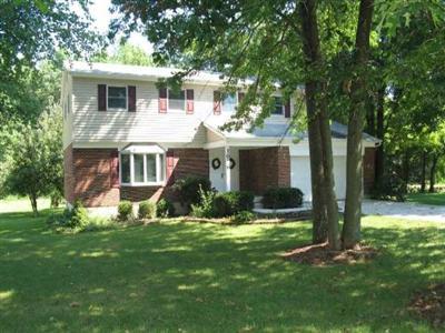 1076 Gaskins Rd, Cincinnati, OH 45245 photo 2