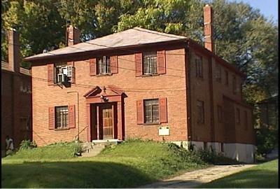 4567 Paddock Rd, Cincinnati, OH 45229 photo 3