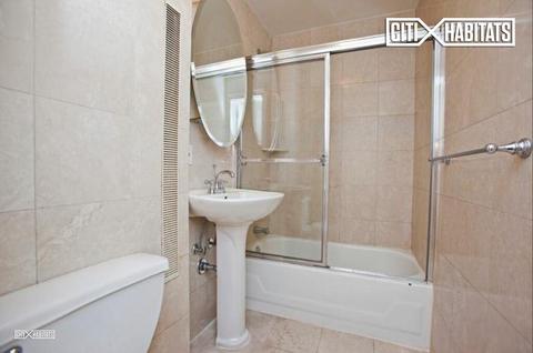4567 Paddock Rd, Cincinnati, OH 45229 photo 5