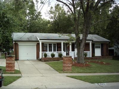 847 Hanson Dr, Forest Park, OH 45240 photo 2